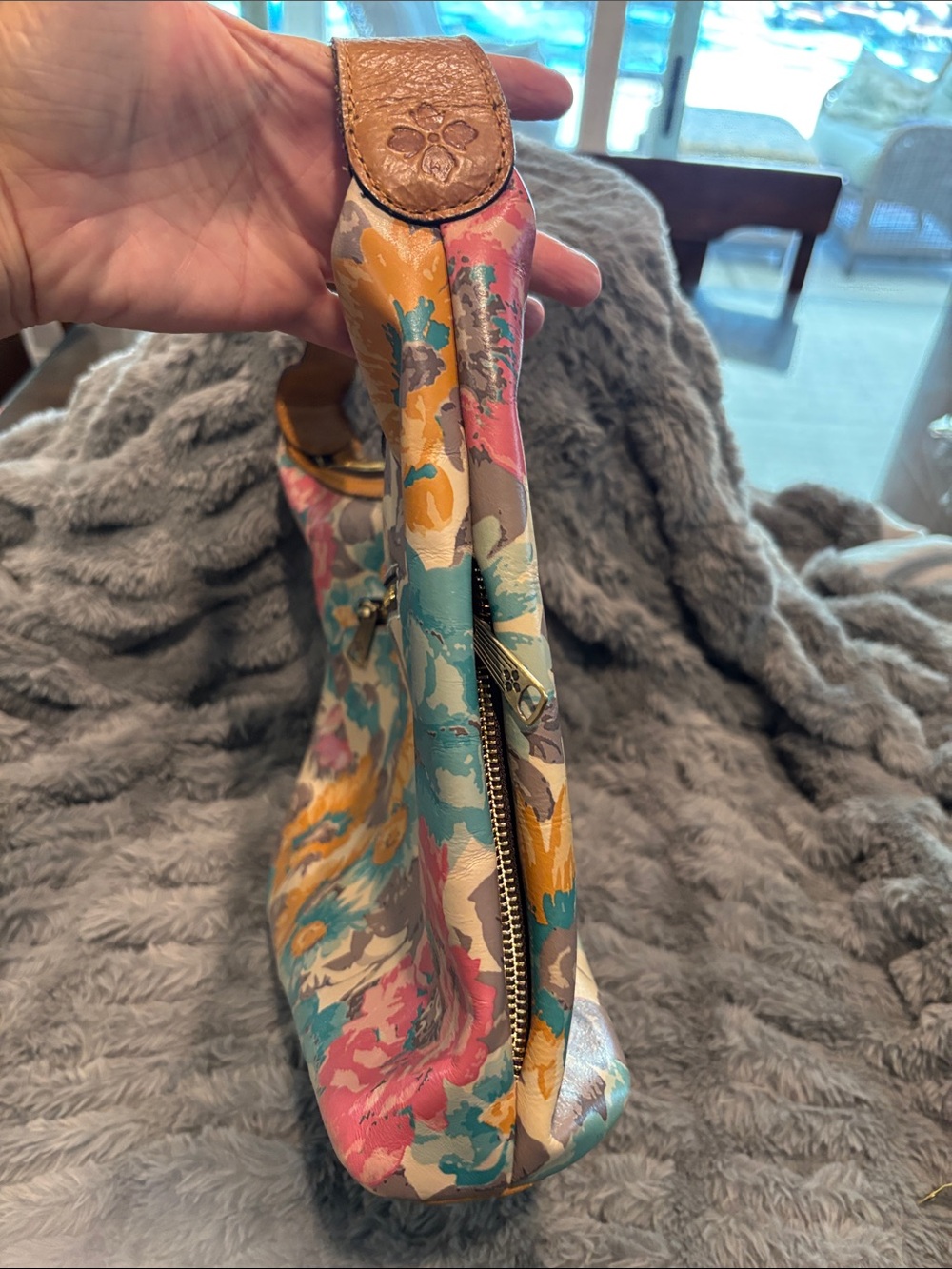Patricia Nash Floral Multicolor Shoulder Bag with Tan Leather Trim - Picture 7 of 12